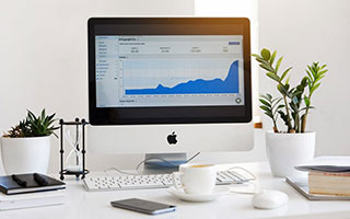 西安大学生，多彩服饰，多样选择